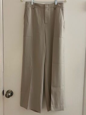 Vince Wide-Leg Trousers in Taupe